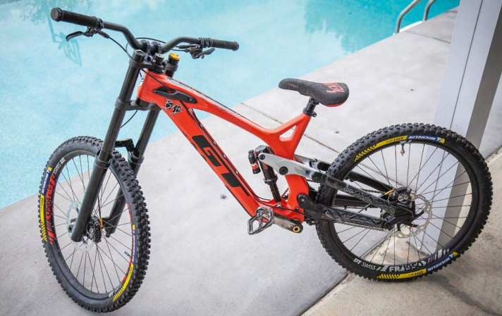 Freeride-Gladiatoren und ihre Waffen: Brage Vestavik und sein GT Fury.