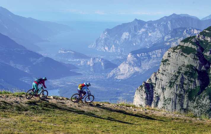 Naturbelassene Abfahrten und Flowtrails findet man im Dolomiti Paganella Bikepark.