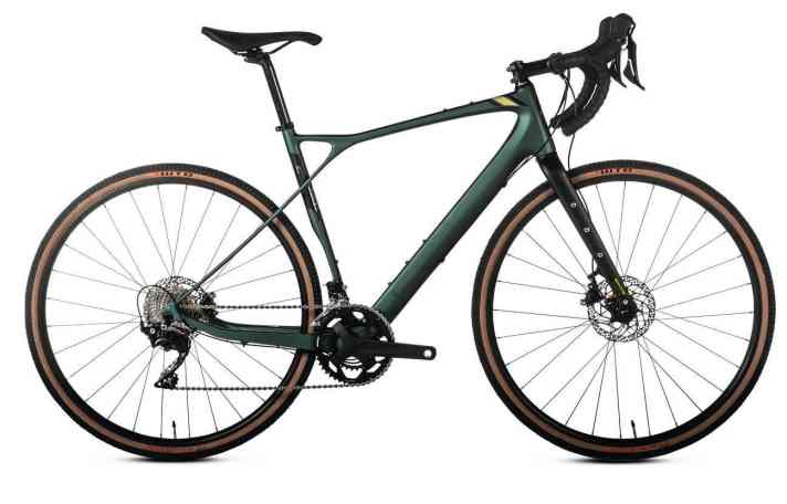 Flex im Sitzrohr, zahlreiche Montage-Optionen fürs Bikepacking: Das GT Grade Carbon Experte ist ein Paradebeispiel für die Einsatzbreite von Gravelbikes.