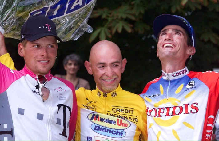 Der größte Erfolg für Marco Pantani war der Sieg bei der Tour de France 1998 - vor Jan Ullrich und Bobby Julich.