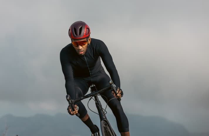 Der Aero-Rennradhelm Vento mit dem neuen Rotationssystem Kineticore von Lazer