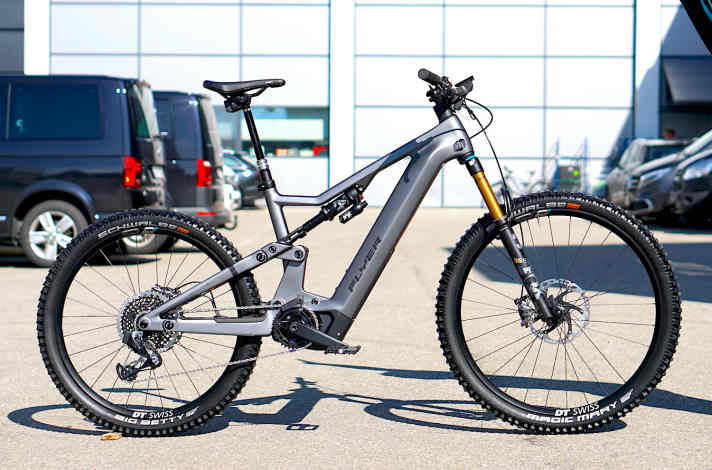   Das Uproc X 9.50 ist das Topmodell der Serie und kostet mit elektronischen AXS-Komponenten von Sram und Fox-Factory-Fahrwerk 9999 Euro.