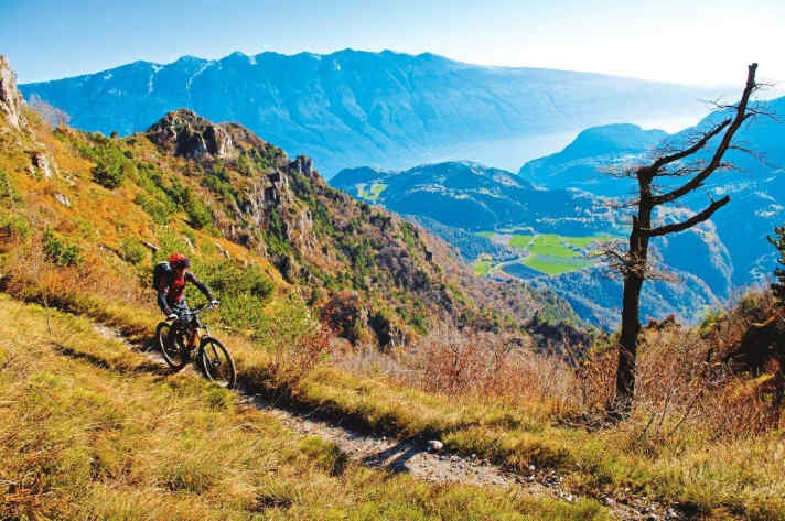  Super Trails und tolle Blicke auf den Gardasee: Bocchetta Nansesa oberhalb von Limone.