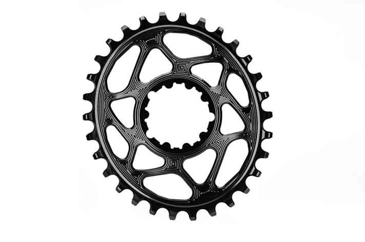   Oval Traction Chainrings: Einen runderen Tritt und bessere Traktion am Hinterrad – das verspricht Absolute Black mit seinen ovalen Kettenblättern. Die gibt es von 26 bis 48 Zähne für Direct-Mount Kurbeln und mit 30 bis 34 Zähne für Kurbeln mit Spider. 