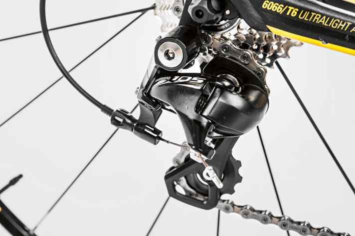   Das neue Shimano-105-Elffach--Schaltwerk ist an die ­Designsprache angepasst.