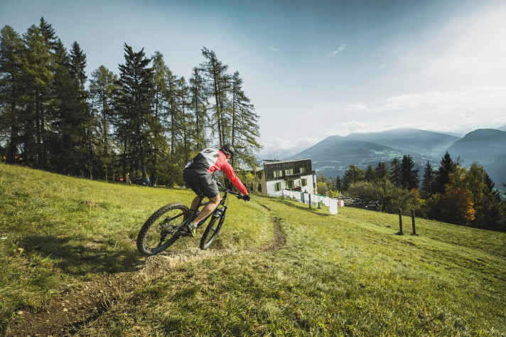    Traum-Hütten Hoch über Bozen: Die Albergo Briol bietet Bauhaus-Ambiente, 20er-Jahre-Flair und eine prickelnde Abfahrt