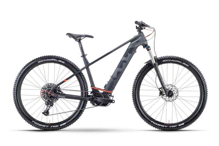   Das Hardtail Husqvarna Light Cross 6 kommt mit Shimano E8000 und integriertem Akku mit 630 Wattstunden für 3899 Euro. Für 3199 Euro gibt´s das LC 3 mit E7000 und externem 500er-Akku.
