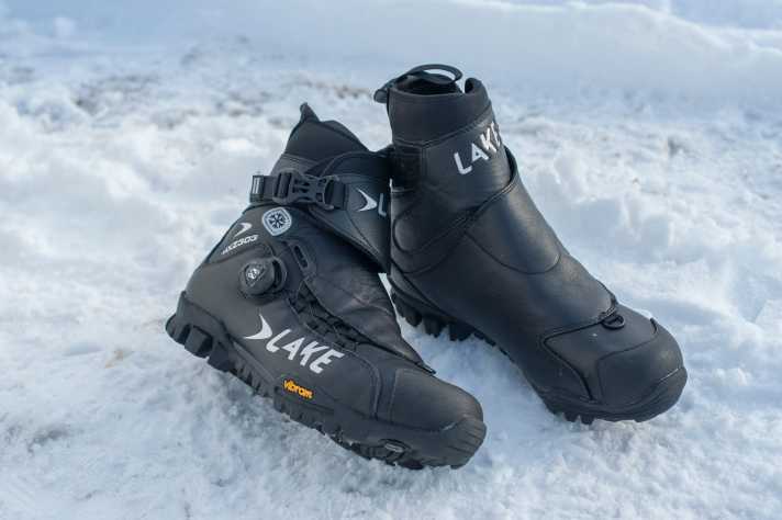  Lake MXZ 303    