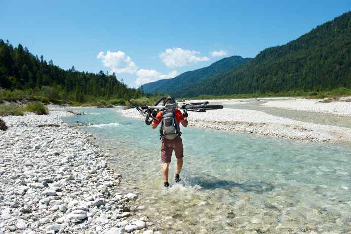   In den Isarauen rund um Vorderriß fühlt man sich wie in Kanada.