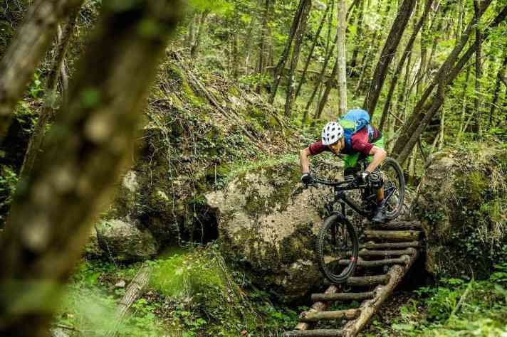   Spielwiese für Enduro-Bike und -Biker: Perfekte Testbedingungen für das neue Santa Cruz Nomad in der Provence.
