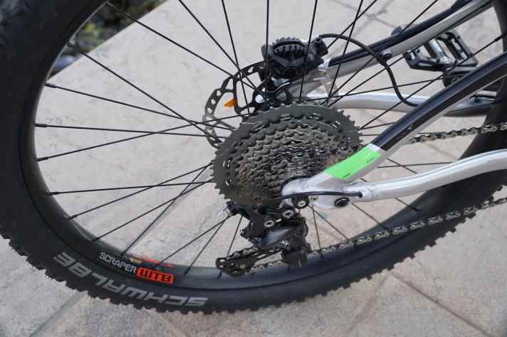   Der Shimano 1x11-Antrieb hat die große Kassette mit 11 bis 46 Zähnen.