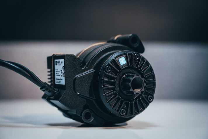 Besonderheit des TQ HPR50 ist die nahezu komplett runde Form. So lässt sich der Antrieb besonders schlank in E-Bikes integrieren. Möglich macht diese Form erst die besondere Getriebetechnologie - ein TQ-Patent!