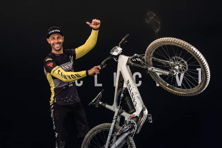 Der gelernte Ingenieur tüftelt bei seinen Sponsoren mit. Nicht nur bei Radsponsor Canyon, auch beim Komponenten-Hersteller Ergon.