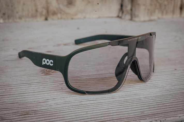 Der wuchtige Rahmen drückt ordentlich auf die Waage. Mehr als 40 Gramm wiegt keine andere Brille im Test