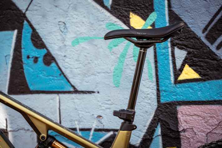Nicht mehr wiederzuerkennen: Die Rockshox Reverb AXS wurde von Grund auf neu designt.