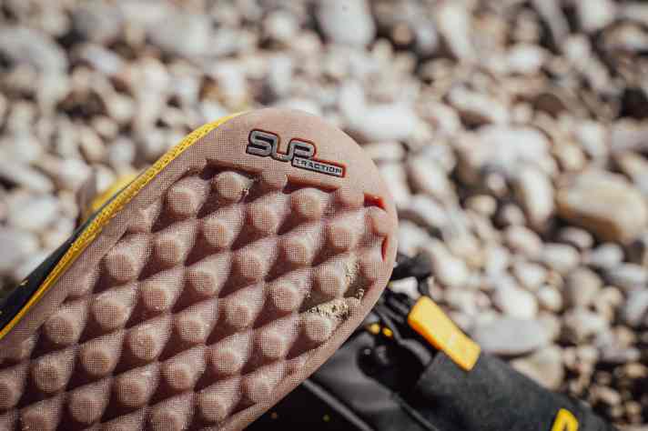 Suptraction ist so etwas wie die Hausmarke von Suplest. die „Bear Paw 5“-Mischung baut auf eine spezielle Noppenstruktur