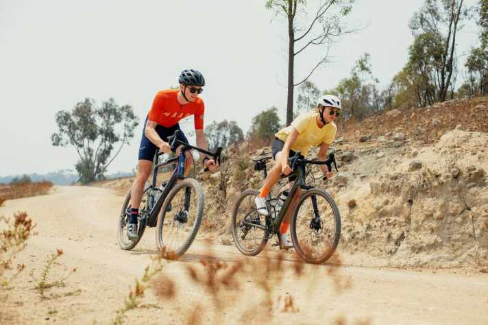   Das umfangreich gefederte Topstone Lefty soll laut Cannondale für Komfort und Fahrspaß stehen.