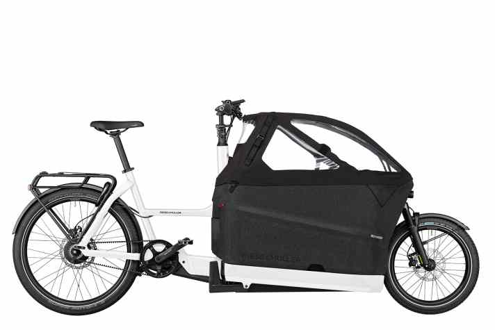 Ungewohnt ist anfänglich für viele Nutzer:innen, dass das Vorderrad bei Cargobikes nicht zu sehen ist. | pd-f