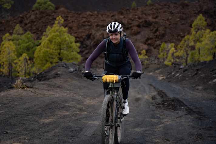 Offroad-Passagen gibt’s auf Teneriffa nicht so üppig, aber Höhenmeter und unglaubliche Landschaftsvielfalt.