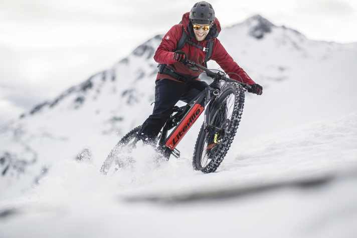 Trailbiker oder Race-Pilot? Der Einsatz entscheidet über die Wahl der passenden Klamotten