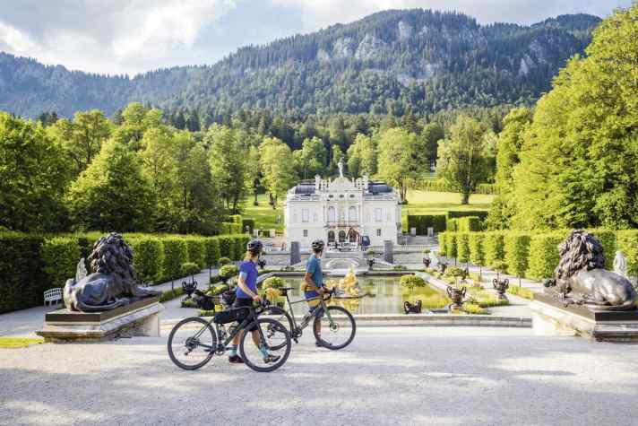 Linderhof gilt als Lieblingsschloss König Ludwigs II., in dem er sich am öftesten aufhielt