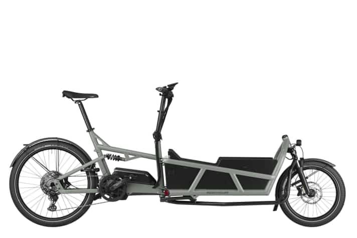 Mit tiefem Schwerpunkt verbindet das Long-John Fahrdynamik mit hoher Transportkapazität, ist aber oft schwer, sperrig und teuer.