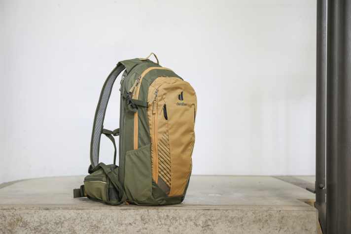 Absoluter Klassiker und noch immer ein klasse Rucksack: Der Testsieger MTB-Rucksäcke Deuter Compact 14 EXP