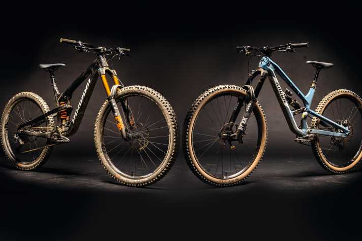   Duell der Versender: Propain Spindrift (links) und Radon Swoop