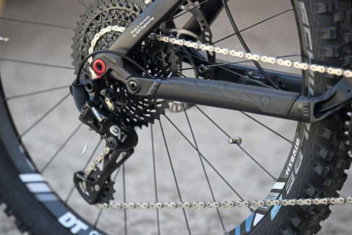   Am Topmodell wechselt die Sram EX1-Schaltung die acht Gänge.