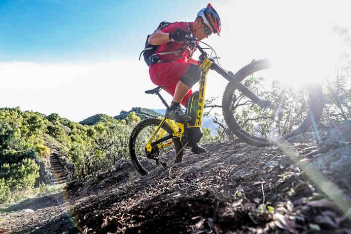   Extreme Steilhänge überwinden