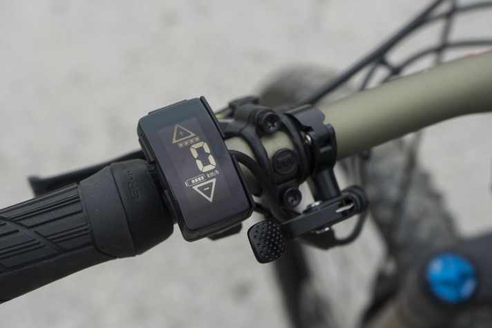   Schlicht, nah am Griff und funktional: Das kompakte Brose-Display an den 2019er-Nox-E-MTBs.
