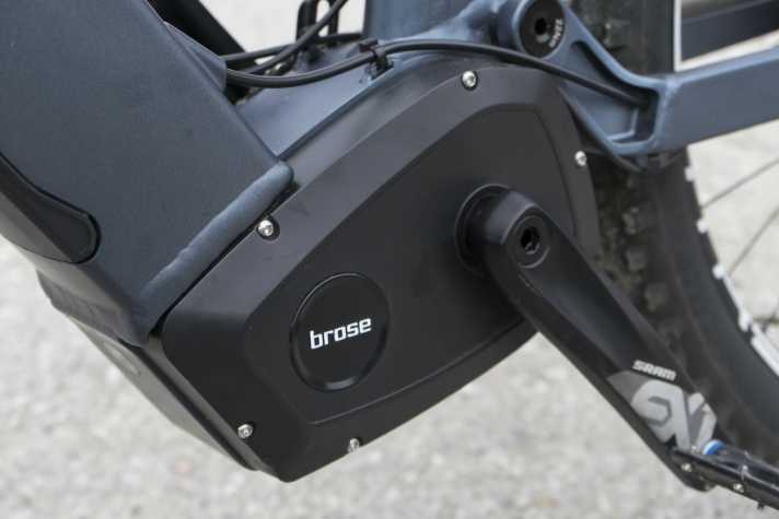   Nox setzt weiter voll auf den leisen Brose-Motor, der durch seine natürliche Fahrcharakteristik besticht. In einem Modell soll bald auch <a href="e_mtb/e_mtb_news_neuheiten/emtb-neuheiten-2019-brose-drive-s-mag/a39282.html"  rel="noopener noreferrer">Broses neuer Drive S Mag</a>  zum Einsatz kommen.