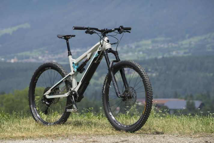   Die günstigen Ausstattungsvarianten kommen in grau/schwarz. Im Bild das Nox All Mountain 5.9 Expert mit 29er-Laufrädern.