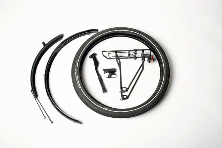   Mit (fast) jedem Bike kann man pendeln. Doch das Urban-Kit sorgt für eine saubere Hose, niedrigeren Rollwiderstand sowie mehr Sicherheit im Straßenverkehr. Gibt’s optional für 150 Euro mehr.