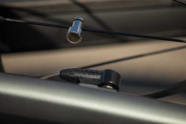   Leider immer noch oldschool: Speichenmagnet und Sensor sind nicht integriert.