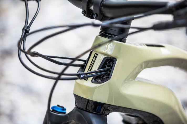   Die wuchtige Frontpartie haben die neuen Bikes vom extravaganten Flyon geerbt. So verschieden die Haibike-Modelle sind: Optisch sprechen sie eine Sprache.