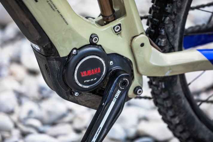   Stark, gefällig und erstaunlich leise: Der Yamaha-PW-X2 braucht den Vergleich mit den aktuellen Top-Antrieben nicht scheuen. Einzig die opulenteren Abmessungen geben Minuspunkte.