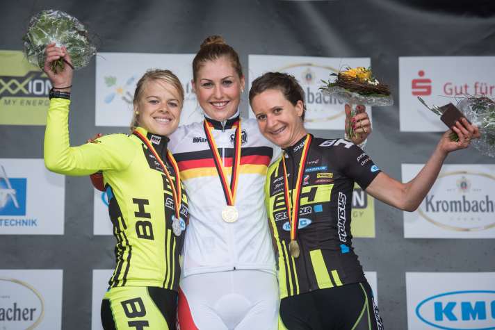  Das Podium der Damen 2015: Helen Grobert wurde Deutsche Meisterin vor Hanna Klein und Adelheid Morath.