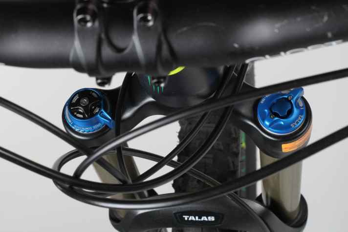   Cube und Ghost: Beide Firmen spendieren ihren Bikes die Top-Gabel Fox Talas 150 RLC mit allen Verstellmöglichkeiten.