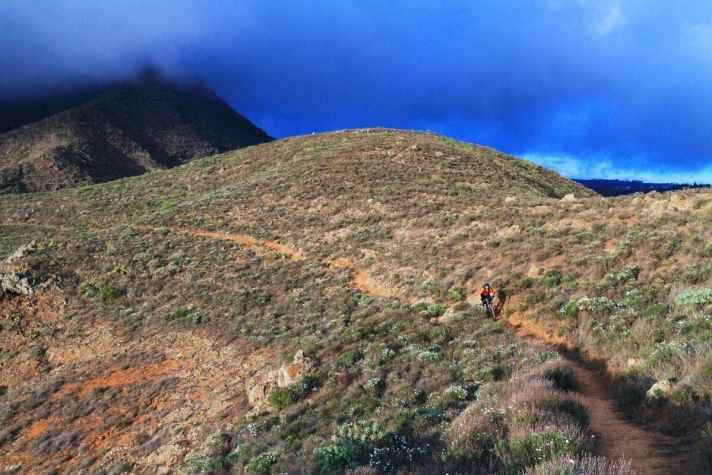   Regen abgehängt: Die Passatwolken bleiben meist an Teneriffas Nordflanken kleben.