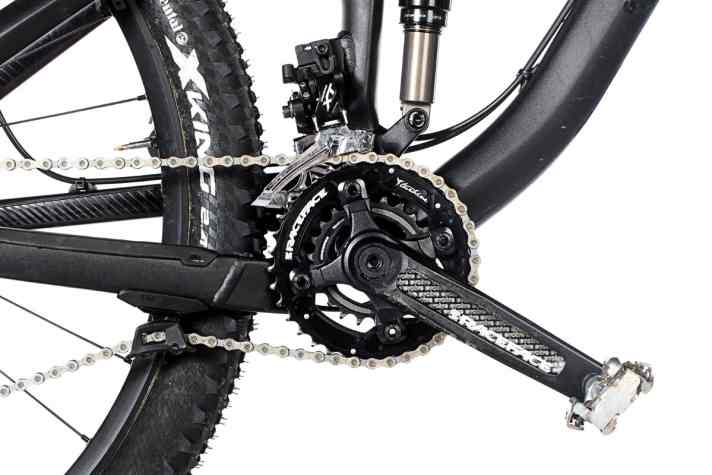   Wenn Zweifach, dann bitte so: 36/22 mit echtem Klettergang ist eine sinnvolle Abstufung für (schwere) 29er-All-Mountains wie das Canyon Spectral.