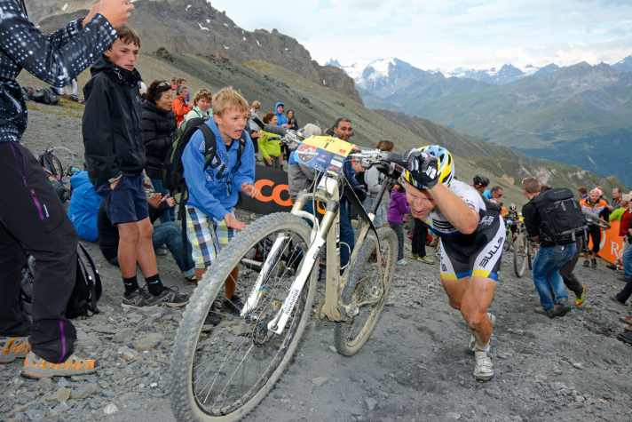   Von Verbier nach Grimentz: Beim Grand Raid Cristalp zählt die Schiebepassage auf den Pas de Lona als Scharfrichter.