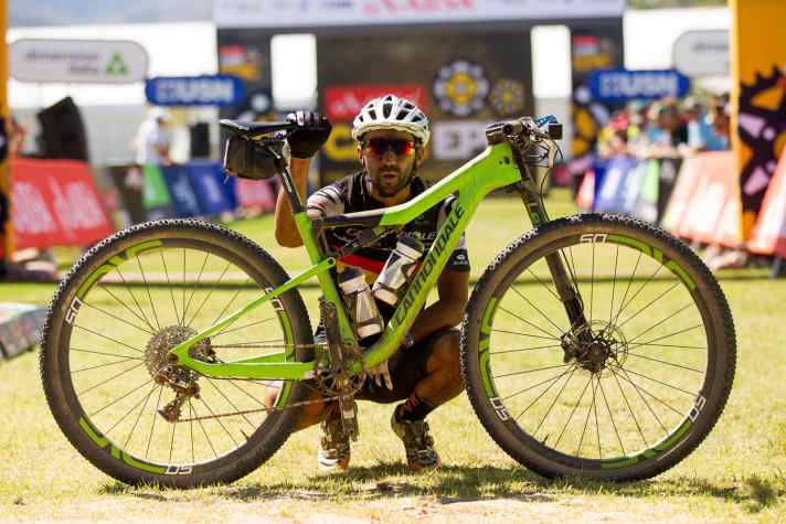 Erster Hardcore-Test für das neue Cannondale Scalpel-Si: Manuel Fumic beim Cape Epic.