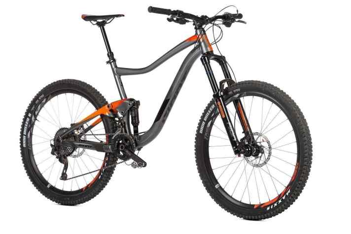   Das günstigste Trance-Modell in der Giant-MTB-Palette für 1999 Euro (Modelljahr 2018).