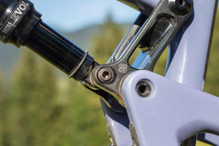   Detail am Santa Cruz 5010 CC X01 Reserve