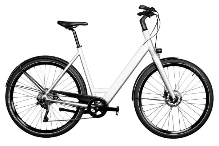 AWARD GEWINNER  – Coboc SEVEN Kallio   Hersteller: COBOC eCycles   Statement der Eurobike Award Jury: „Coboc ist berühmt für seine leichtgewichtigen, puristisch designten Räder für Männer. Das neue Modell spricht dieselbe reduzierte Designsprache und verschafft so einem Tiefeinsteiger Eleganz.“
