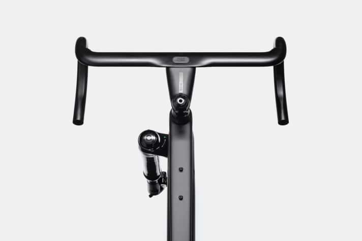   Ungewöhnlicher Anblick an einem „Schotterstraßen-Rennrad“: die Lefty-Federgabel war bislang Mountainbikes vorenthalten. Früher baute Cannondale die Lefty auch für langhubigere Bikes, mittlerweile gibt es die Lefty Ocho nur noch mit 100 Millimeter Federweg.