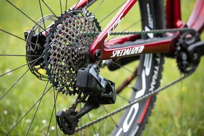   Nur das Beste ist gut genug: Das S-Works Epic schaltet mit der elektronischen Sram AXS.