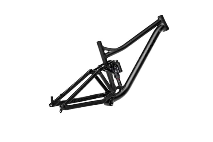   Das Coal-Rahmenset gibt's ohne Dämpfer auch für 1800 Euro, mit Rock Shox Superdeluxe Ultimate RCT liegt es bei 2238 Euro.