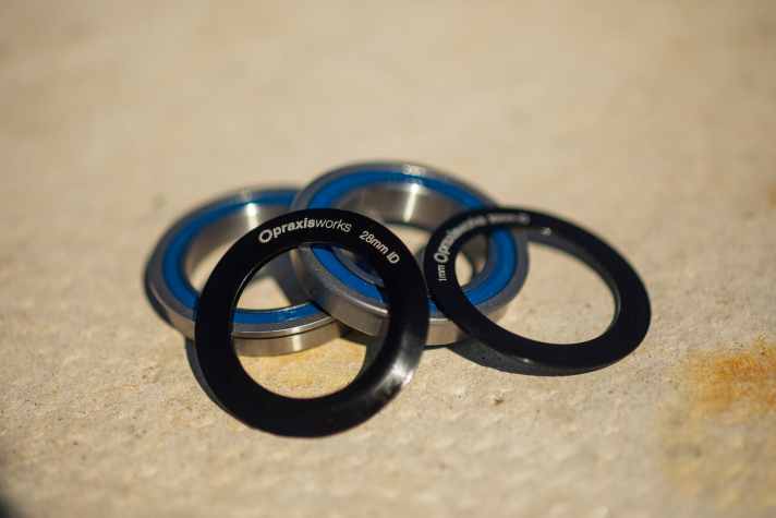   Eine bessere Haltbarkeit verspricht sich Cube vom Praxisworks-Innenlager mit Enduro-Bearings.